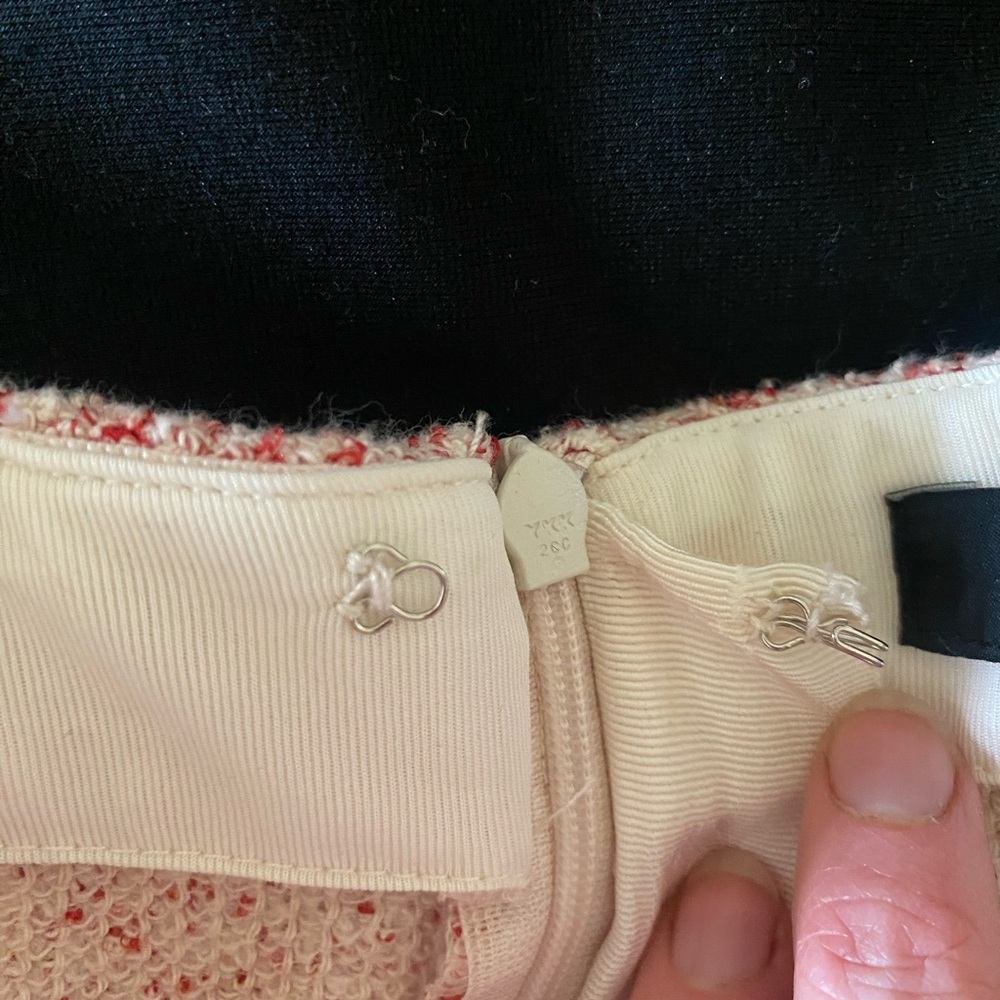 Ann Taylor Tweed Stretch Pencil Skirt - Great Condition - Picture 5 of 6